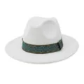 Witte vilt fedora hoed voor mannen en vrouwen met blauwe gouden etnische band brede rand - 58cm / Wit