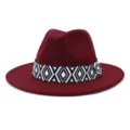 Sombrero fedora de lana roja con cinta geométrica en blanco y negro para hombre y mujer moda - 58cm / Burdeos