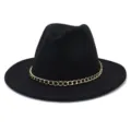 Chapeau Fedora en feutre de laine noire avec chaîne métallique dorée détail sur le bord large. - 58cm / Noir