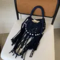 Borsa a tracolla intrecciata a mano con frange e perline bianche per la spiaggia. - Con Borsa Interna e Tracolla / Blu scuro