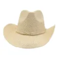 Vue détaillée d'un chapeau de cowboy en paille tressée avec lanière, idéal contre le soleil. - 58cm / Beige