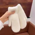 Mitaines en peluche chaudes d'hiver blanches, gants doux et duveteux pour femmes au quotidien. - Taille unique / Blanc