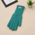 Green winter warm knitted gloves for women, windproof thermal touchscreen gloves for cycling. - One Size / Green