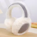 Flauschige weiße Winter Ohrenschützer mit grauem Band, weicher warmer Plüsch Ohrenwärmer. - Einheitsgröße / Grau