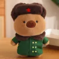 Schattige capybara pluche knuffel met groene militaire jas en muts. Mooi verjaardagscadeau. - Bruine Jas Capybara