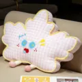 Bonito cojín de felpa de nube a cuadros rosas con cara bonita y patitas, decoración suave. - Cuadros Rosas