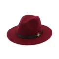 Chapeau fedora en feutre de laine rouge vin pour femme chapeau de jazz chic avec lettre M. - Bordeaux