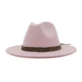 Rosafarbener Woll Fedora Hut Detail mit stilvollem gewebtem Band fuer Herbst und Winter. - 58cm / Rosa