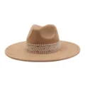 Klassieke khaki suède fedora hoed met brede rand en stijlvolle boho geometrische band. - M (56-58cm) / camel
