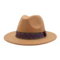 Chapeau fedora classique en laine chameau avec élégant ruban violet et doré pour tous. - 58cm / Chameau