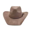 Detalle en primer plano del sombrero de vaquero de ante marron con banda y borla. - Rosa empolvado