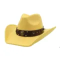 Sombrero de vaquero occidental amarillo clásico con banda de cuero marrón, sombrero de ante vintage. - 58cm / Amarillo tierno