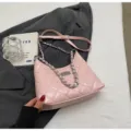 Chic sac à bandoulière matelassé rose pour femme, élégant sac fourre-tout en cuir synthé - Coupe régulière / Rose