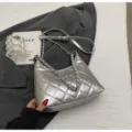 Sac bandoulière matelassé argenté pour femme, sac à main tendance et minimaliste, nouvelle mode. - Coupe régulière / Argent