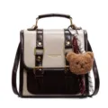Zaino e borsa a tracolla bicolore chic da donna con ciondolo a forma di orsetto e fibbie. - Con Ciondolo / Crema e Caffè
