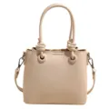 Elegante beige kleine Leder Umhängetasche mit stilvollen geknoteten Henkeln und Gurt. - Ohne Anhänger / Weiß