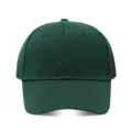 Detalle de gorra de béisbol verde oscura lisa, visera curvada, sombrero de sol casual. - Ajustable / Verde Oscuro