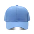Gorra de béisbol azul claro lisa para deportes al aire libre y protección solar diaria. - Ajustable / Azul claro