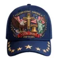Vista detallada de la gorra de béisbol patriótica bordada con bandera estadounidense y diseño de águila - Ajustable / Estilo A (Estampado)