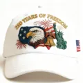 Gros plan détaillé de la casquette de baseball brodée avec un motif patriotique d'aigle américain. - Réglable / Pygargue (Imprimé) Blanc
