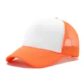 Gorra trucker naranja y blanca con frente de espuma y parte trasera de malla transpirable. - Ajustable / Malla rojo naranja y blanca