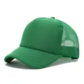 Gorra de camionero verde lisa con parte trasera de malla transpirable y panel de espuma. - Ajustable / Verde