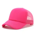 Gorra trucker de espuma y malla rosa brillante con paneles transpirables y visera curvada elegante. - Ajustable / Rosa Neón