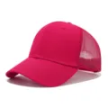 Gorra de béisbol trucker de malla rosa fucsia, sombrero de verano transpirable de seis paneles. - Rosa rojo