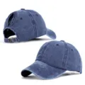 Detalle de gorra de béisbol vintage lavada con abertura para coleta y hebilla metálica ajustable. - Ajustable / Azul marino