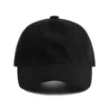 Casquette de baseball classique noire en coton avec visière courbée, design uni décontracté. - Noir