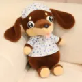 Adorable Chien Teckel Peluche avec Pyjama Bleu Bonnet de Nuit Douce Peluche Oreiller - Teckel marron clair aux yeux de chiot (imprimé myrtille)