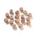 Natürliche Holz-Buchstabenperlen aus Buchenholz mit eingraviertem Buchstaben W und naturbelassen. - 10er Pack / Buchstabe W