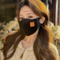 Mascarilla facial de felpa negra elegante para invierno, cálida y cortavientos con forro. - Negro