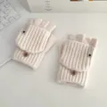 Gants tricotés beiges sans doigts avec rabat convertibles pour garder les mains au chaud. - Taille unique / Beige - femme
