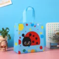 Joli sac cadeau non tissé laminé coccinelle étanche sacoche dessin animé pour enfants - Bleu