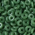 Primer plano cuentas de donut de vidrio imitación jade verde para accesorios de joyería. - Anillo Donut / 12.5mm (20 Piezas/Paquete) / Jade Verde