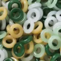Por mayor colgantes anillos hebilla paz jade vidrio para pulseras collares hechos a mano. - Anillo Donut / 16mm (20 pzas) / Colores Mezclados al Azar