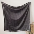 Foulard quadrato in seta donna, 90cm pois neri e bianchi elegante sciarpa e coprispalle. - 90x90cm / Nero con pois bianchi