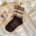 Retro striped mid-calf socks for women, cozy cotton knit casual long socks for winter daily wear. - One Size / Coffee