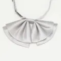 Elegante cravattino fiocco uniforme JK plissettato grigio argento vista dettaglio - LH-DC08 grigio chiaro