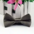 Farfallina in raso di poliestere verde scuro unicolore per bambini accessorio elegante - Marrone
