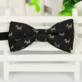 Nœud papillon noir en jacquard pour enfants avec motif de chien mignon, idéal pour fêtes. - LJ-Y03 motif petit chien noir