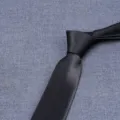 Cravatta nera tinta unita da uomo, elegante cravatta da lavoro in poliestere larga 8 cm. - LD-HC8CM15 Nero puro