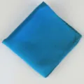 Effen blauwe heren pochet van polyester met fijne textuur structuur voor zakelijke pakken. - 26 Zeeblauw