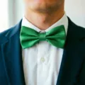 Nœud papillon en satin vert pour hommes, élégant nœud uni en polyester mariage formel. - 20 Vert émeraude