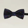 Kinderen polyester vlinderdas met kleurrijke stippen, Britse stijl elastische das. - Donkerblauw Veelkleurig Gestippeld