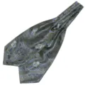 Heren zijde paisley formele ascot das vintage Britse stijl halsdoek accessoire variant. - LJ38 (Grijsblauw Olijf Paisley)