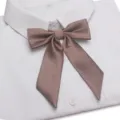 Einfarbige JK Uniform Fliege, stilvoller Winkel Bandbinder für Matrosenhemden Damen. - Spitzer Langer Griff Stil (LH-CBYG12)