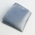 Pañuelo de bolsillo gris liso para hombre para traje formal de negocios y bodas. - Gris Plata