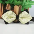 Elegante spitze Fliege für Herren, gold gemusterter Satin Hochzeitsfeier formelle Halskleidung. - LJ-JD23